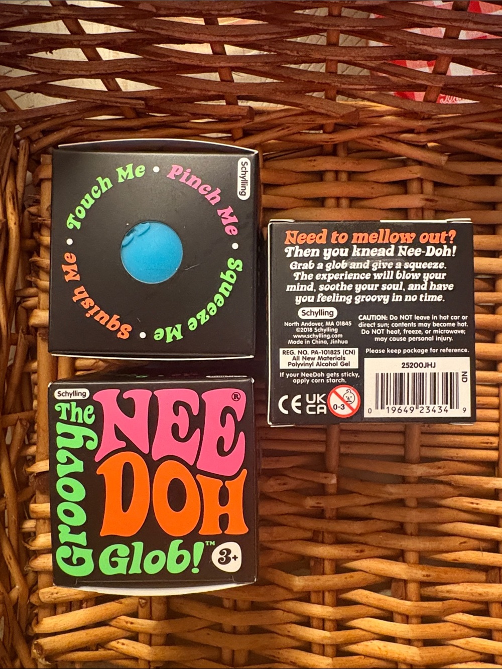 Groovy NeeDoh Glob - ONE blue